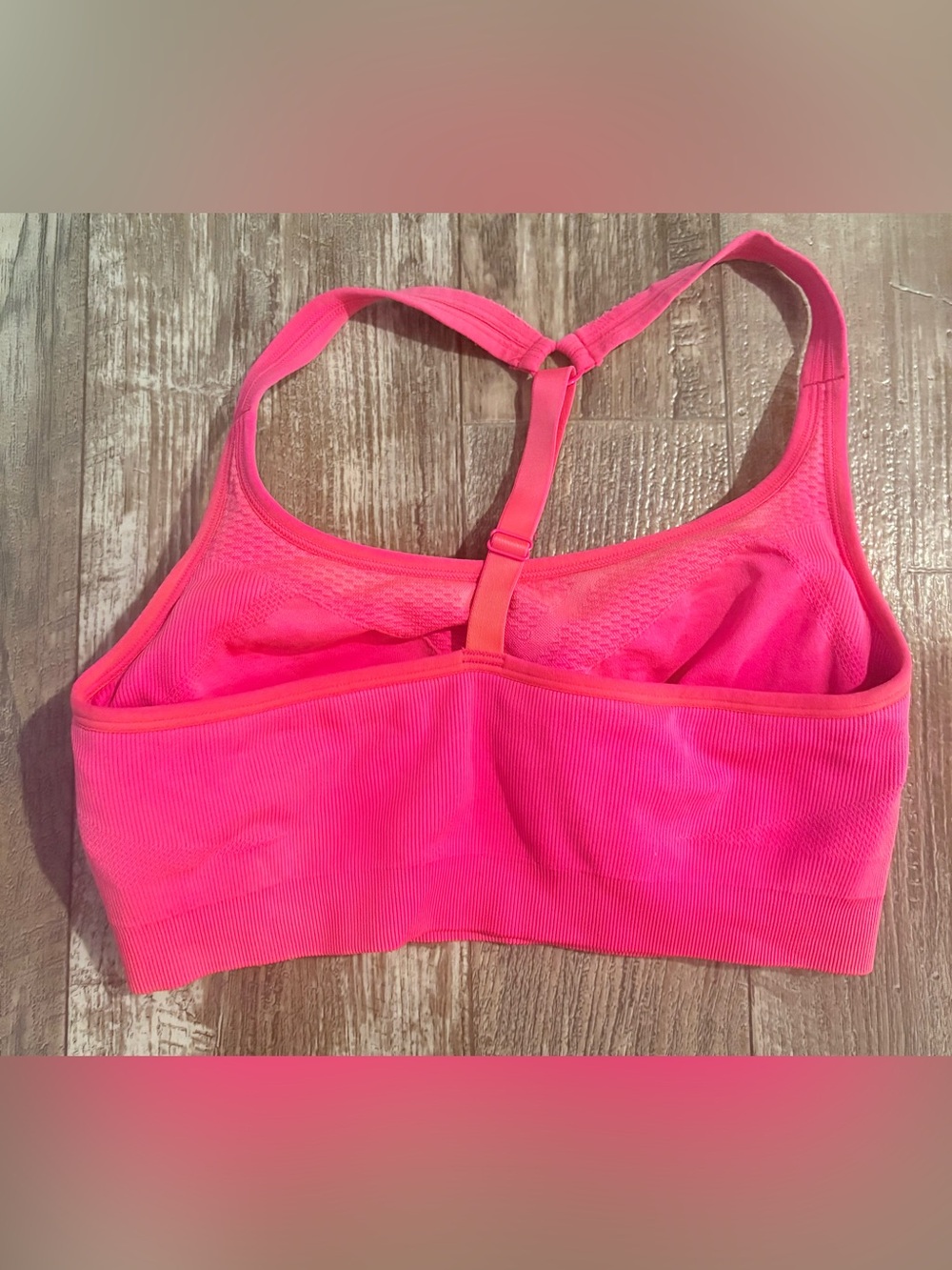 New Balance Hot Pink Seamless T-Back Sports Bra - Picture 2 of 3